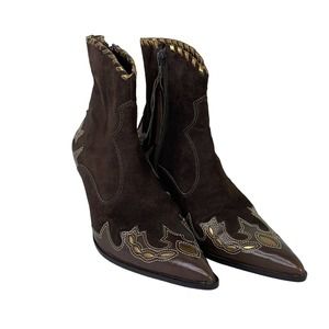 Antonio Melani Bailey Suede Boots size 6M Brown and Gold